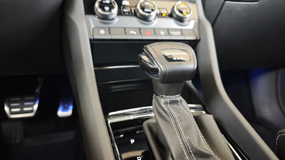 SKODA Kodiaq Kodiaq 2.0 TDI 4x4 Sportline DSG