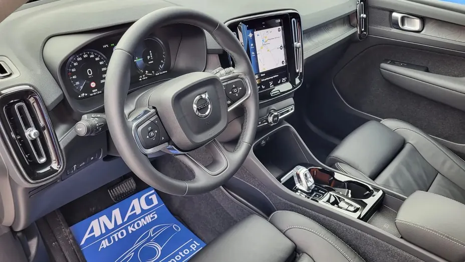 VOLVO XC40 XC40 T4 Plug-In Hybrid Core aut