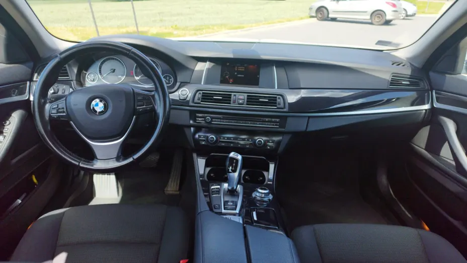 BMW Seria 5 520d Eff.Dynamics aut