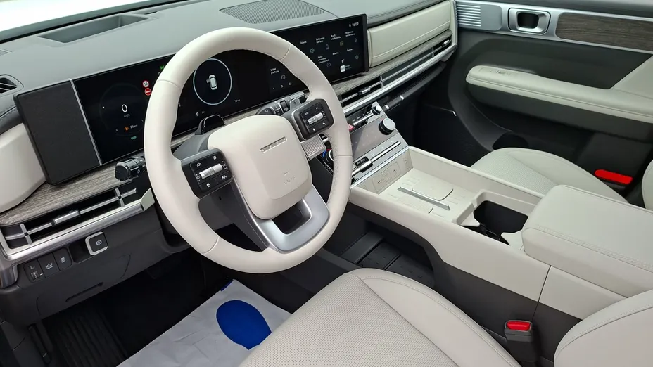 HYUNDAI Santa Fe -