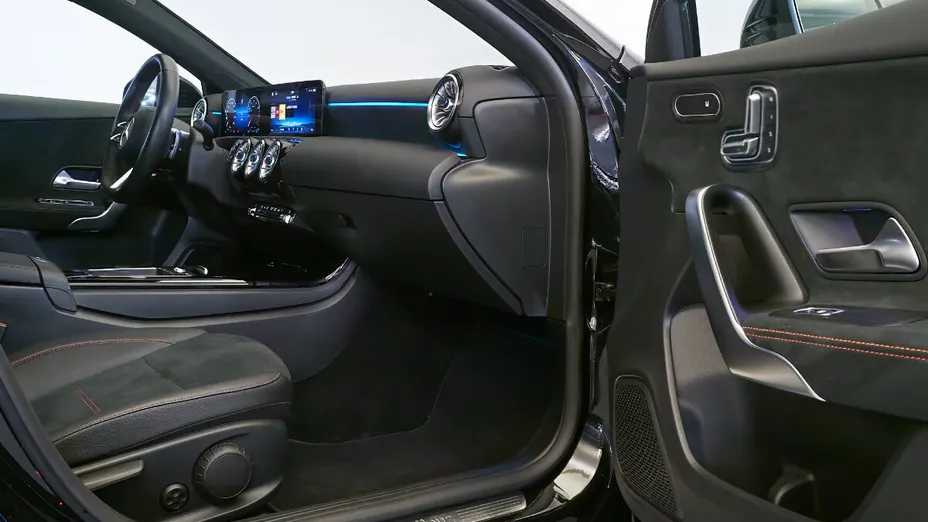 MERCEDES-BENZ A Klasa A 200 AMG Line 7G-DCT