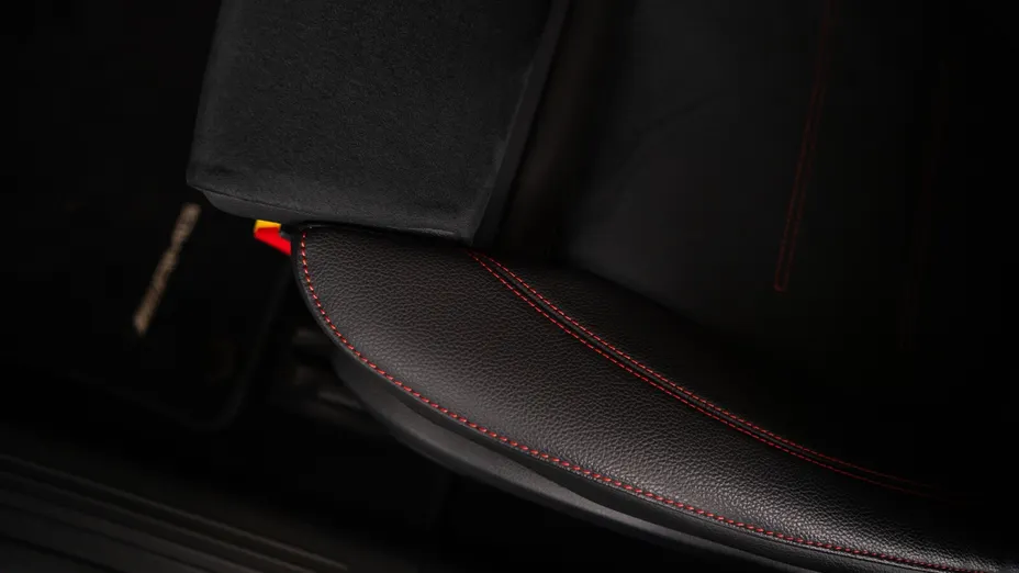 MERCEDES-BENZ A Klasa A 250 e PHEV AMG Line 8G-DCT