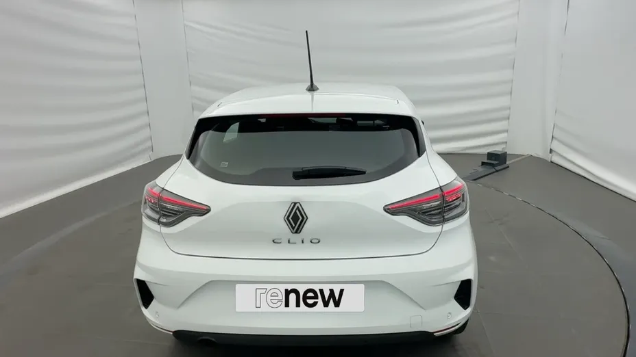 RENAULT Clio -