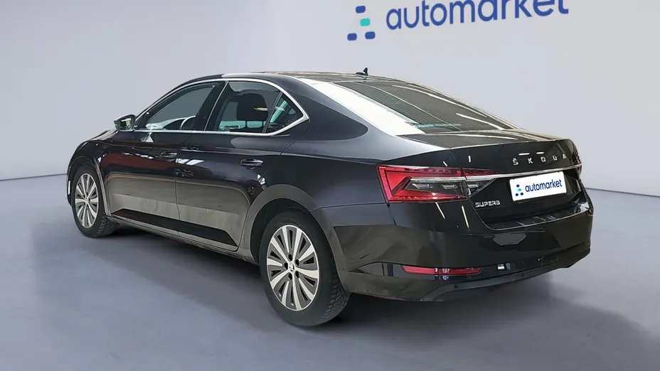 SKODA Superb Superb 2.0 TDI SCR Style DSG