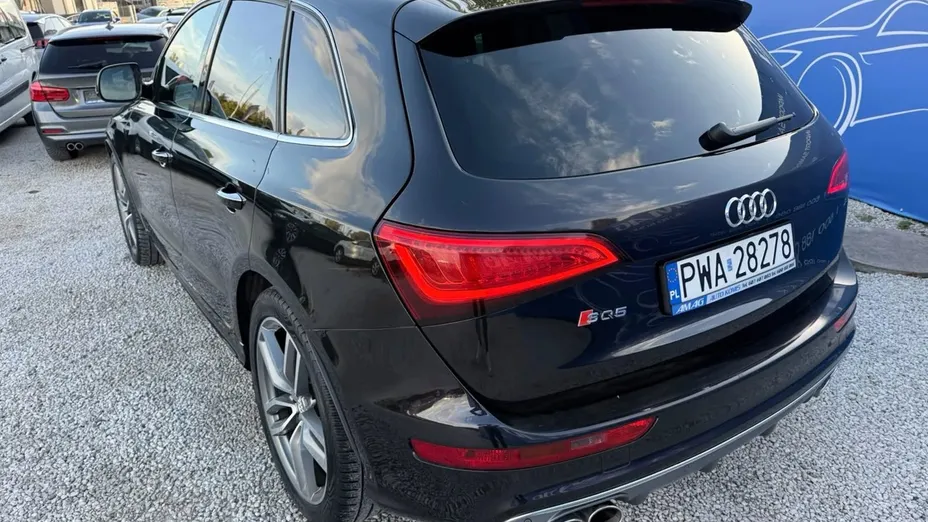 AUDI SQ5 -