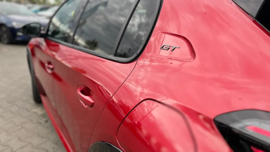 PEUGEOT 208 208 1.2 mHEV GT