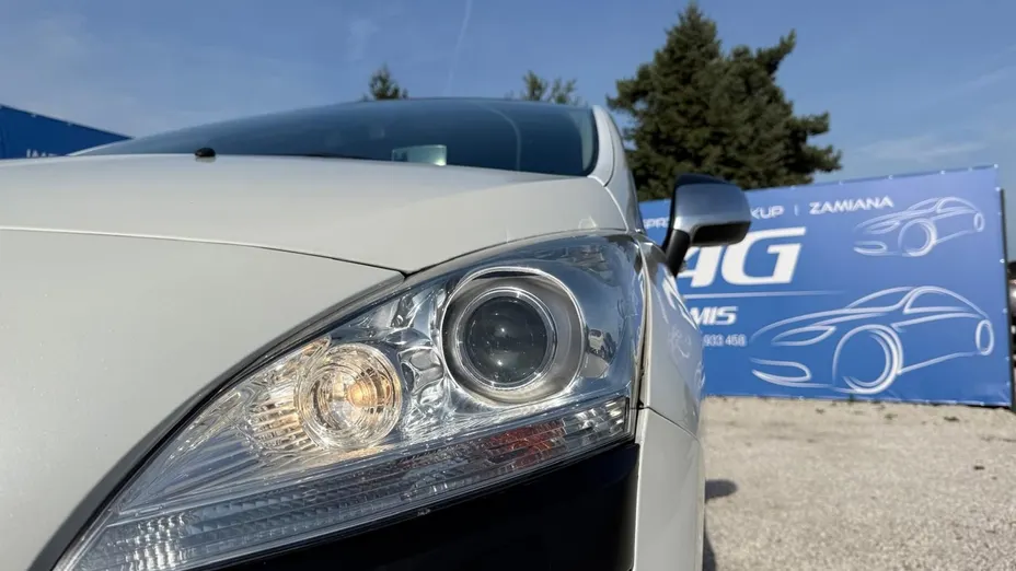 PEUGEOT 3008 -