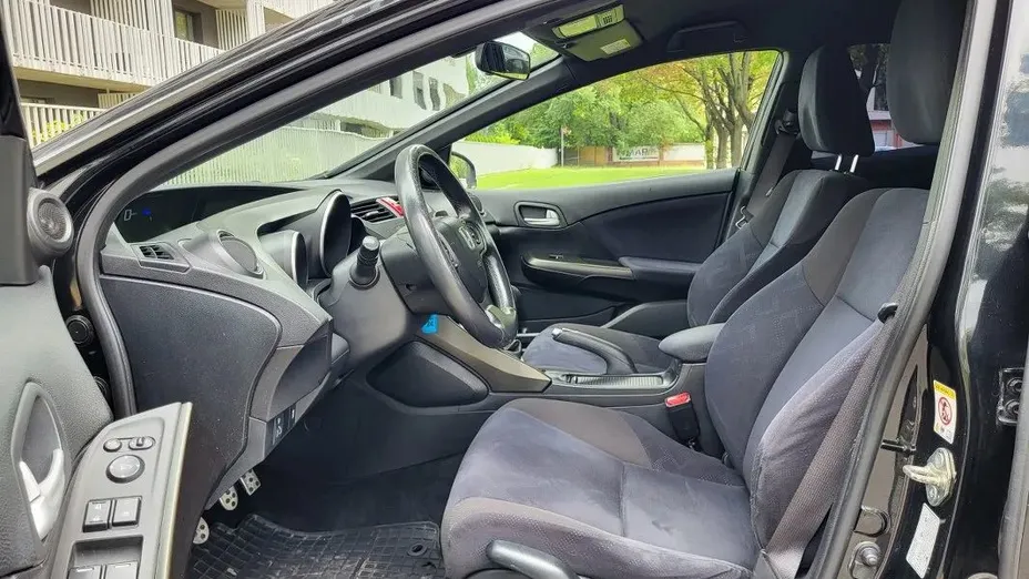 HONDA Civic -