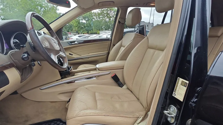 MERCEDES-BENZ GL -