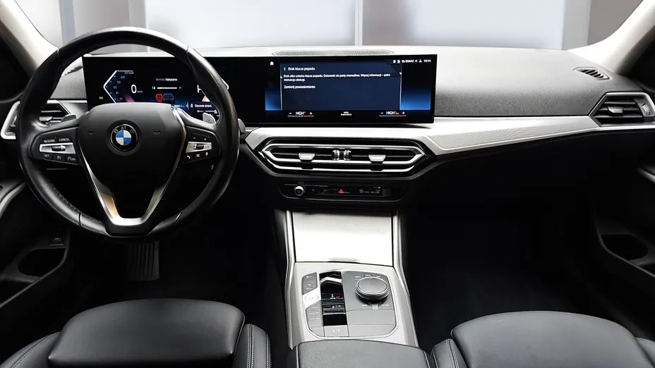 BMW Seria 3 330i xDrive aut