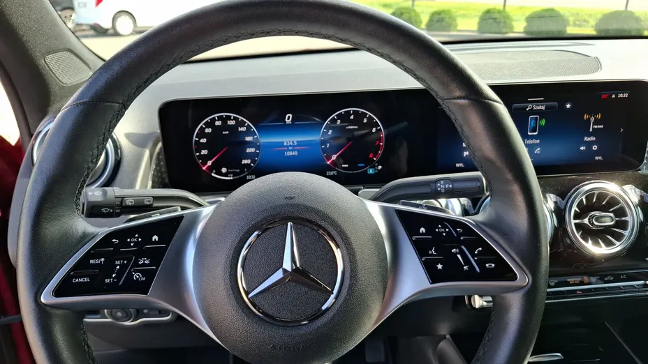 MERCEDES-BENZ GLB GLB 200 mHEV Progressive 7G-DCT