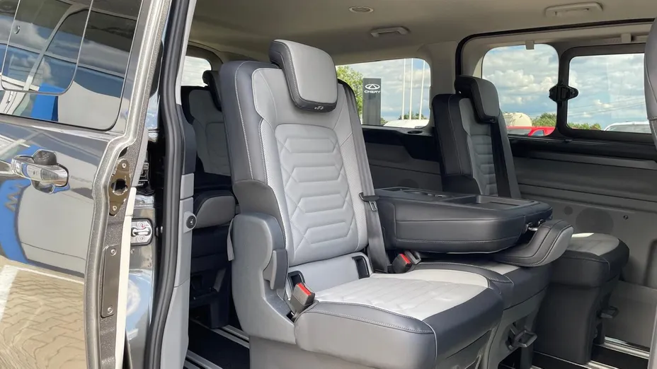 FORD Tourneo Custom Tourneo Custom 2.0 EcoBlue 320 L2 Titanium aut Nowy