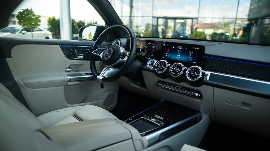 MERCEDES-BENZ GLB GLB 200 mHEV Progressive 7G-DCT