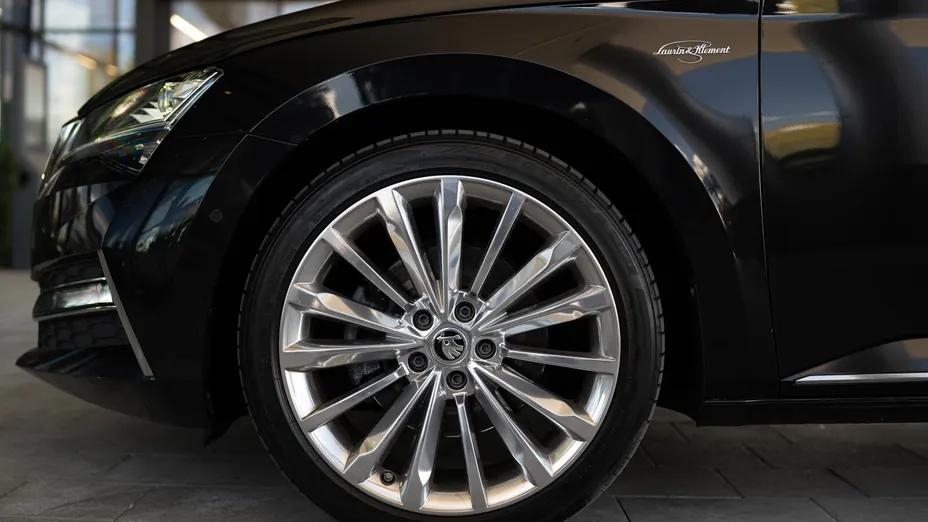 SKODA Superb Superb 2.0 TDI SCR 4x4 L&K DSG