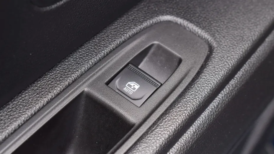 DACIA Bigster Bigster 1.8 Full Hybrid 155 Journey MMT