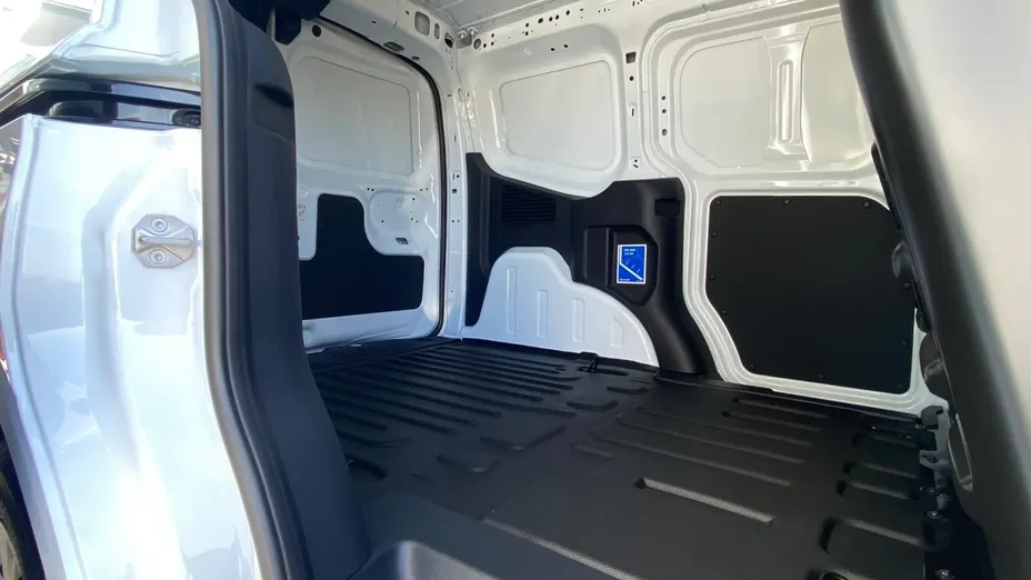 FORD Transit Courier Transit Courier 1.0 EcoBoost 1,9t Trend Nowy
