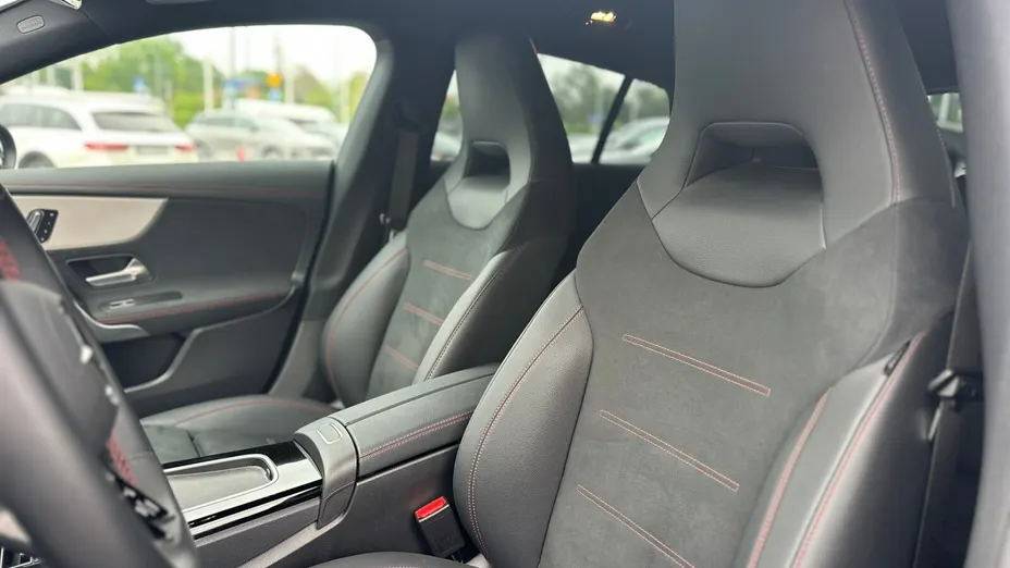 MERCEDES-BENZ CLA CLA 200 mHEV AMG Line 7G-DCT