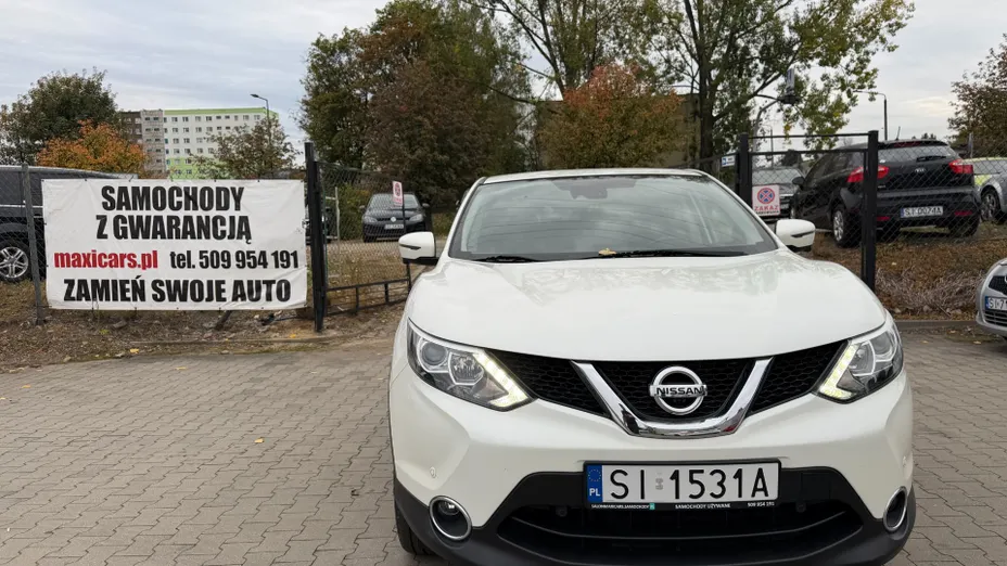 NISSAN Qashqai -