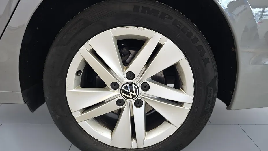VOLKSWAGEN Golf Golf VIII 2.0 TDI Life
