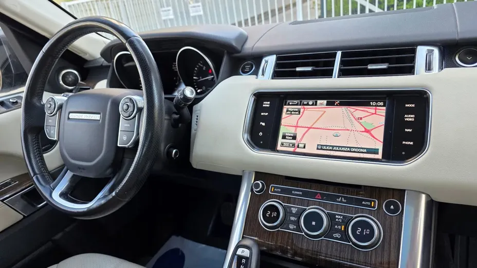 LAND ROVER Range Rover Sport -