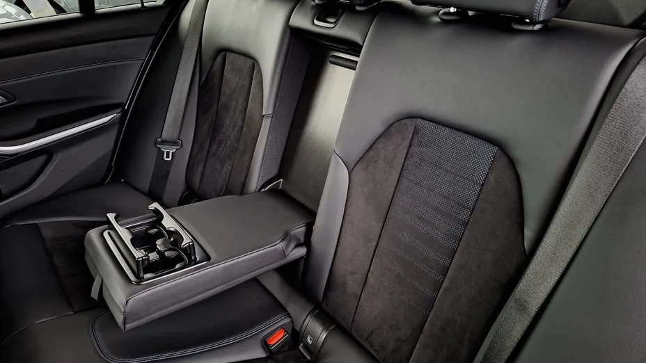 BMW Seria 3 320d xDrive mHEV M Sport sport-aut