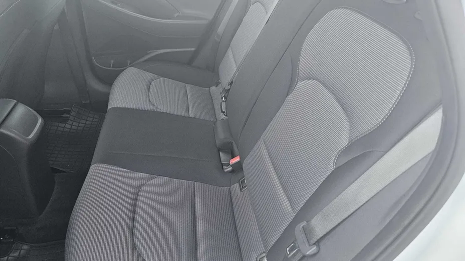 HYUNDAI i30 i30 1.5 T-GDI 48V Smart