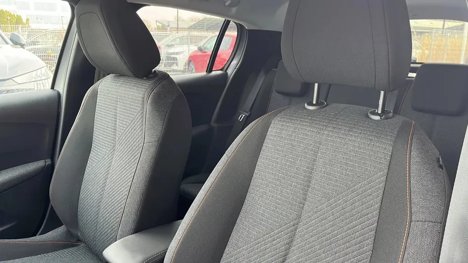 PEUGEOT 208 208 1.2 mHEV Business Nowy