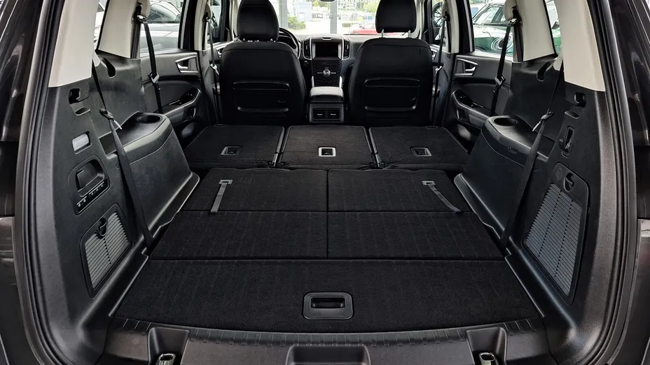 FORD S-MAX S-MAX 2.5 Hybrid Titanium CVT 7os.