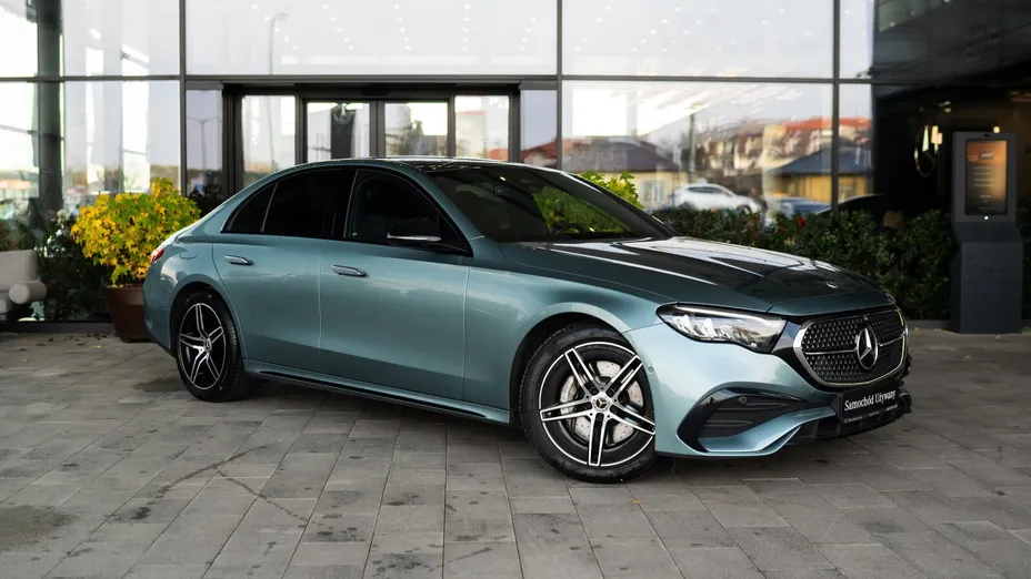 MERCEDES-BENZ E Klasa E 220 d mHEV 4-Matic AMG 9G-Tronic