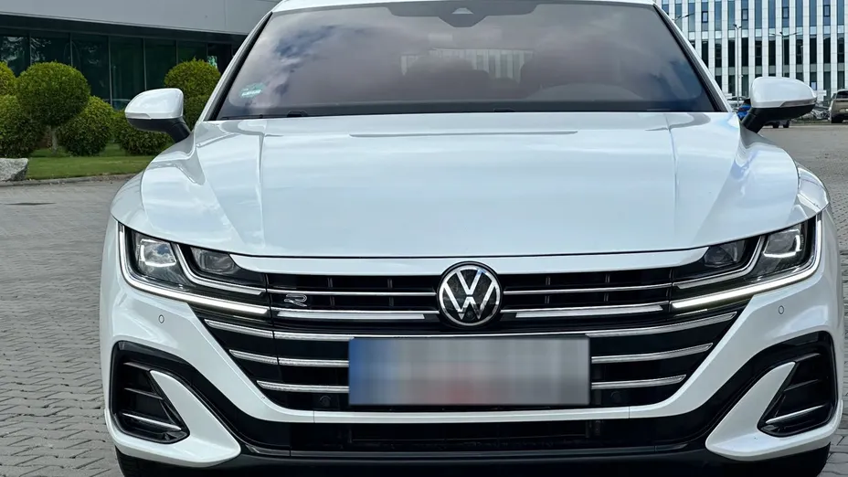 VOLKSWAGEN Arteon Arteon 2.0 TSI R-Line DSG