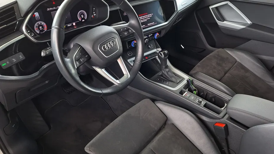 AUDI Q3 Q3 40 TDI Quattro S Line S tronic