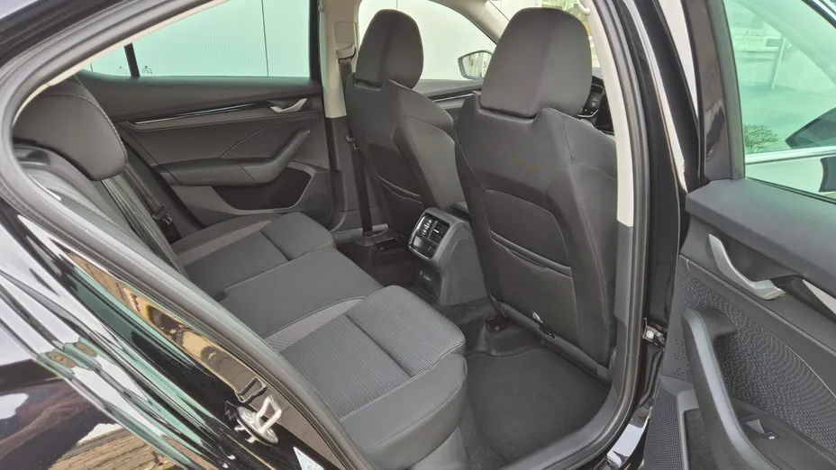 SKODA Octavia Octavia 1.5 TSI mHEV Drive Selection DSG Nowy