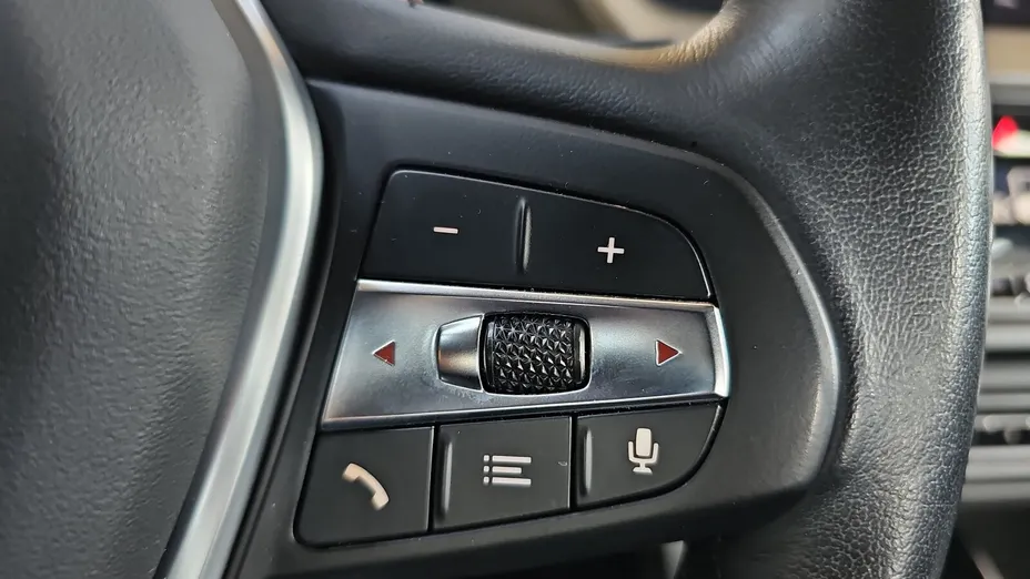 BMW Seria 2 220i xDrive Sport Line aut