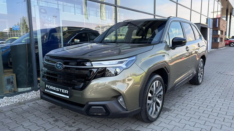 SUBARU Forester Forester 2.0i-L Platinum (EyeSight) Lineartronic