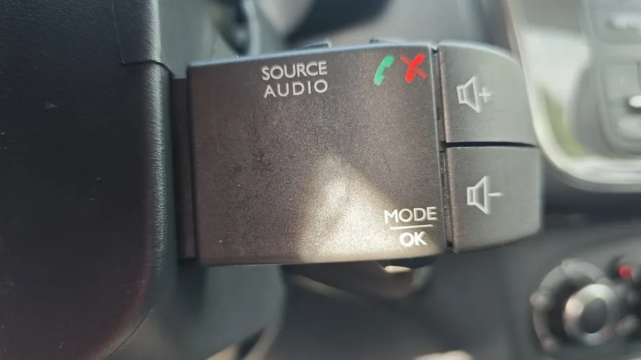 DACIA Sandero Sandero 1.5 Blue dCi Connected by Orange S&S