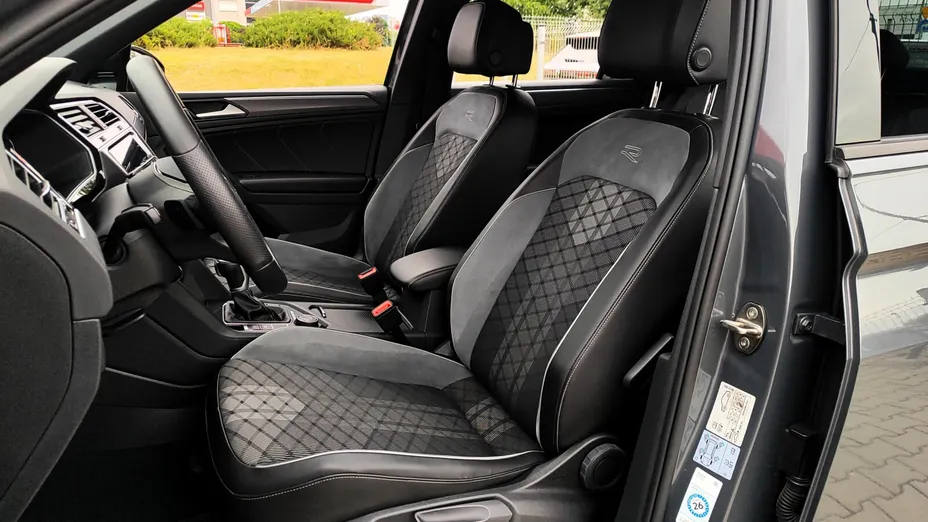 VOLKSWAGEN Tiguan Tiguan 2.0 TDI SCR 4Mot. R-Line DSG