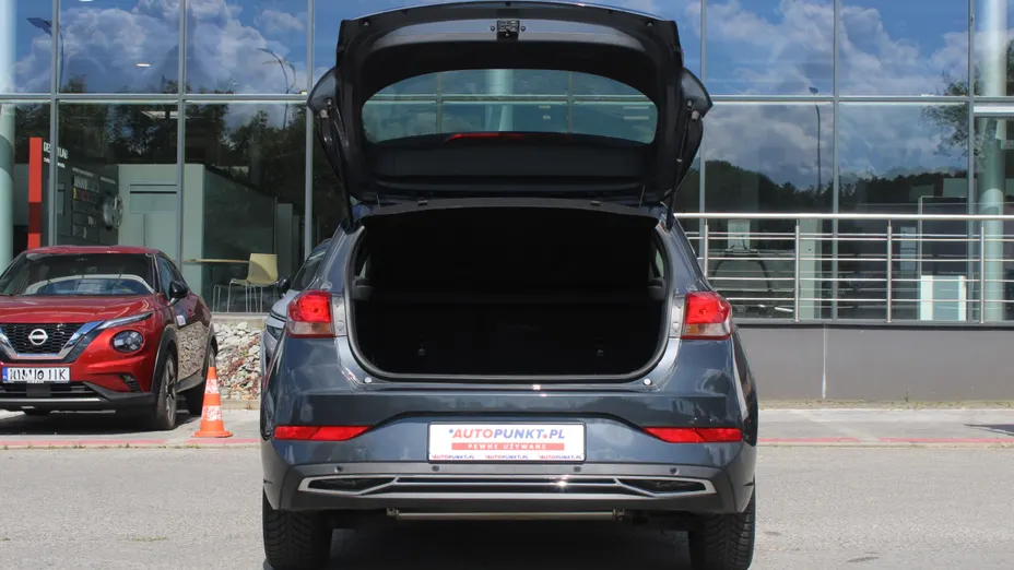 HYUNDAI i30 i30 1.5 T-GDI 48V Smart DCT