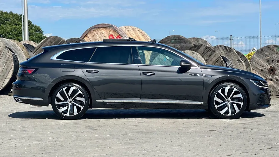 VOLKSWAGEN Arteon Arteon 2.0 TSI R-Line DSG