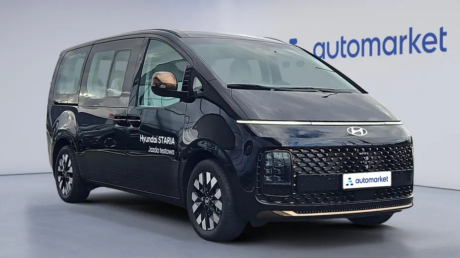 HYUNDAI Staria Staria 1.6 T-GDI HEV Luxury aut