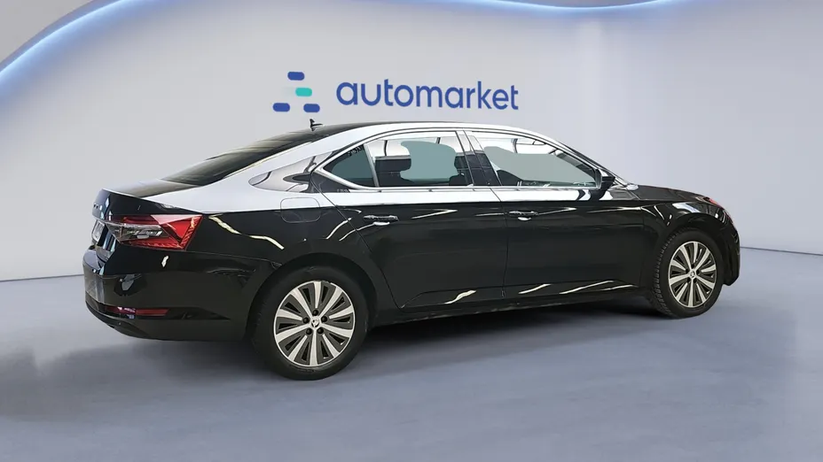 SKODA Superb Superb 2.0 TDI SCR Style DSG