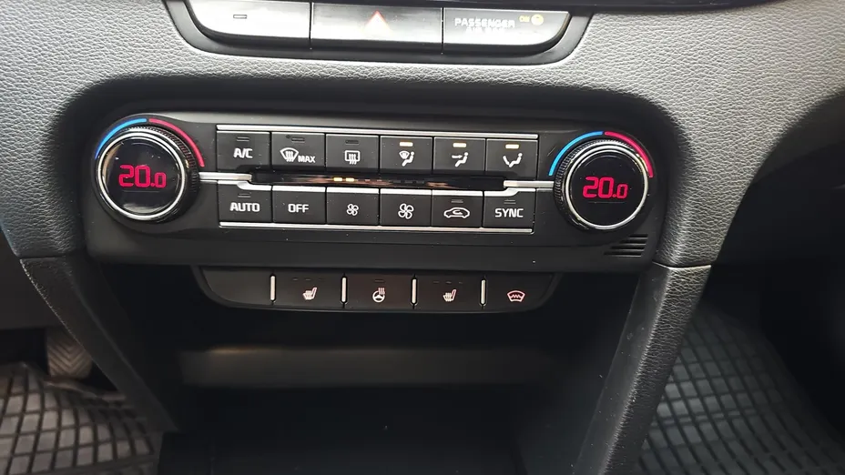 KIA Cee'd Ceed 1.5 T-GDI L