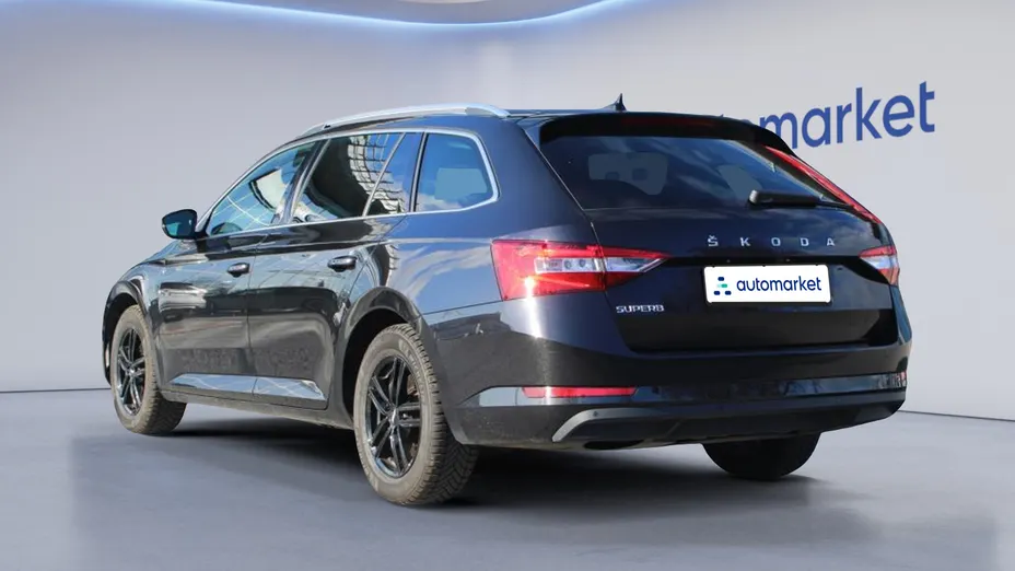 SKODA Superb Superb 2.0 TDI SCR Style DSG
