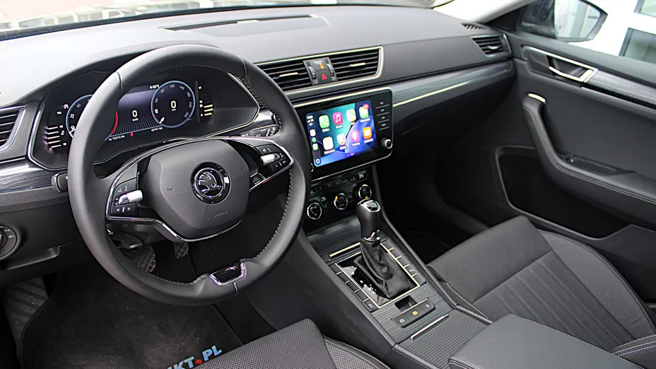 SKODA Superb Superb 2.0 TDI SCR Style DSG