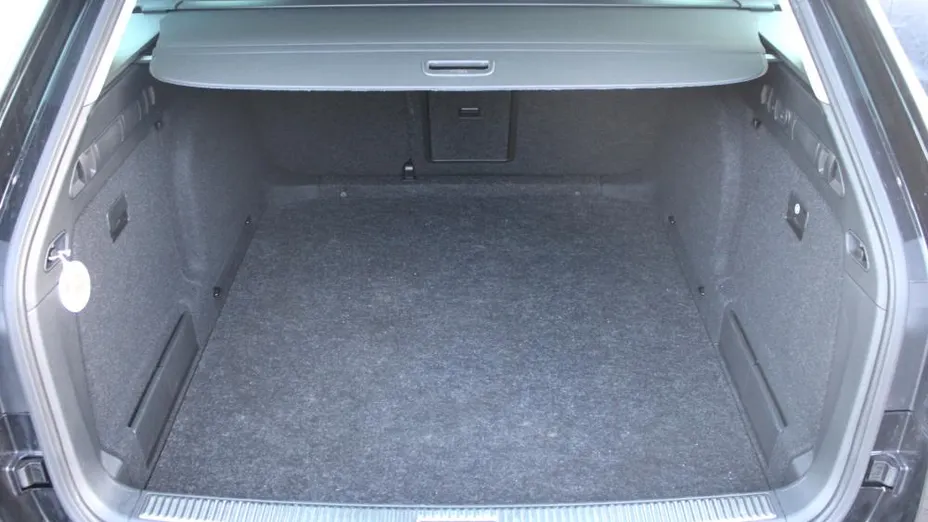 SKODA Superb Superb 2.0 TDI SCR Style DSG