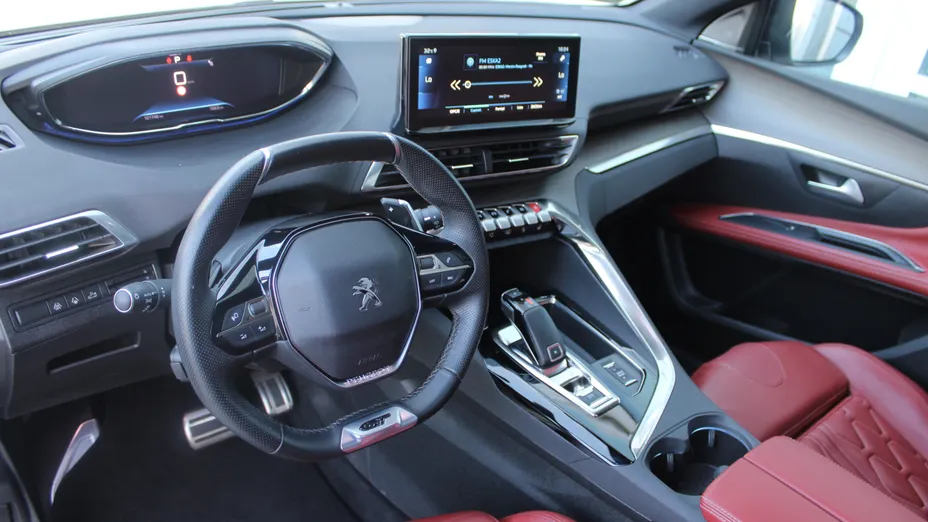 PEUGEOT 5008 5008 1.6 PureTech GT S&S EAT8