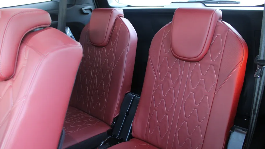 PEUGEOT 5008 5008 1.6 PureTech GT S&S EAT8