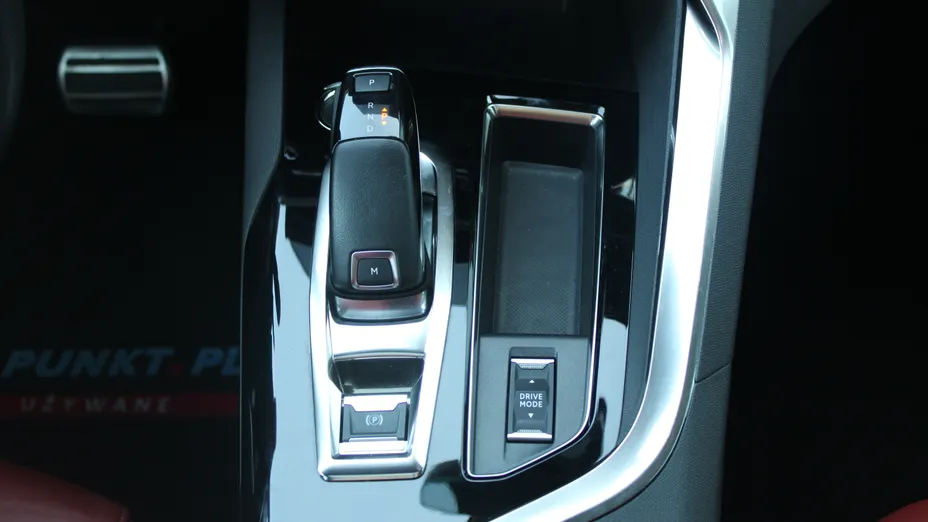 PEUGEOT 5008 5008 1.6 PureTech GT S&S EAT8