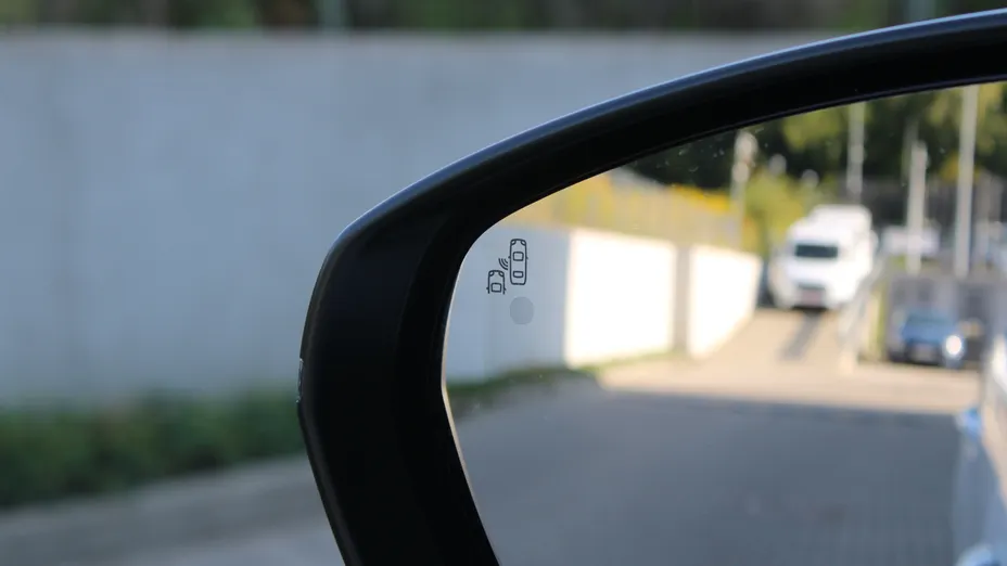 PEUGEOT 5008 5008 1.6 PureTech GT S&S EAT8