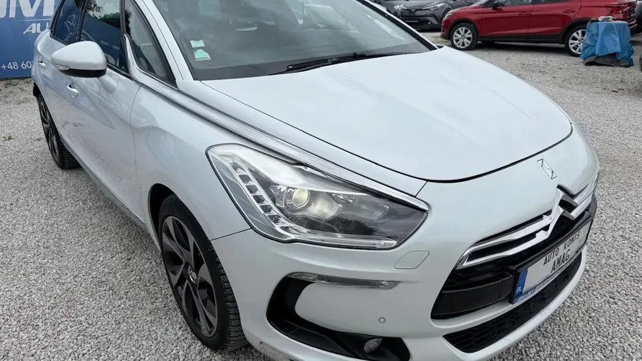 CITROEN DS5 -