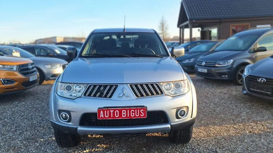 MITSUBISHI L 200 -